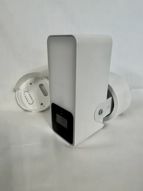 Eve Outdoor WiFi Cam Model 20ECA801 Apple HomeKit Secure Video Floodlight Camera