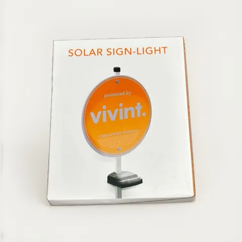 Brand New Vivint yard Sign Solar Light VS-SLT200 (compatible with other signs)
