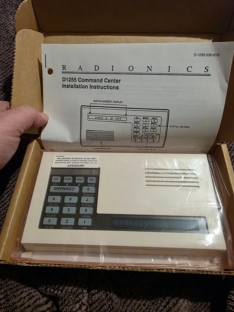 Radionics D1255 Alpha Command Center Security System Controller