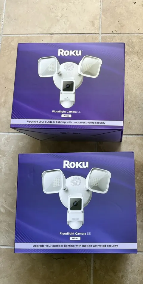 BNIB Roku SmartHome Floodlight Camera SE Wi-Fi Connected Wired Surveillance Cam