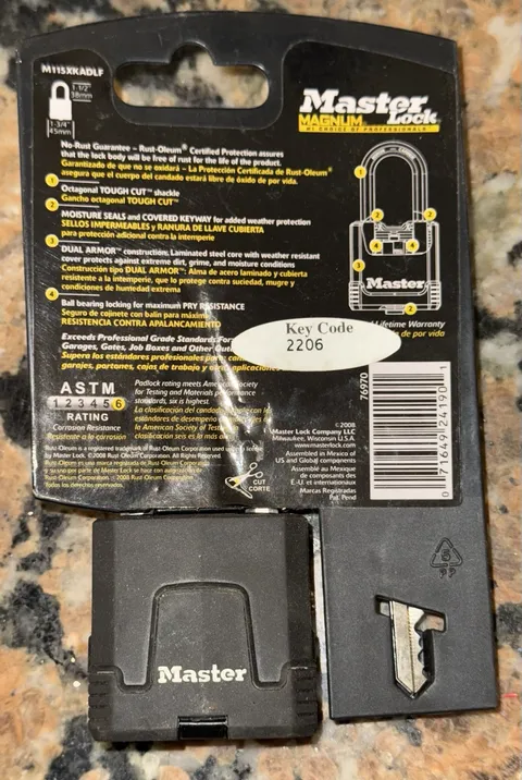 Master lock Magnum #1 choice of professionals 115 XKADLF