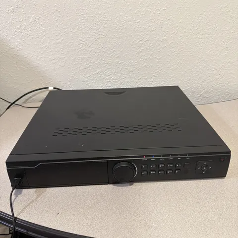 LTS LTN8816K-P16 NVR 