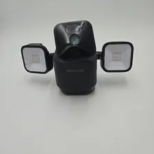 Blink Outdoor Wireless HD Security Camera with Floodlight BAC044600U w/ Mount