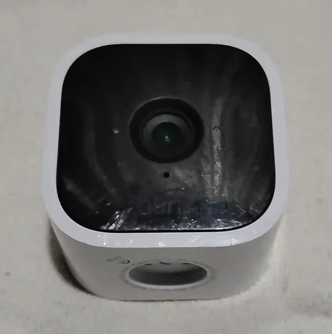 Blink Mini Wi-Fi 1080p Indoor IP Security Camera - White USB - Alexa Compatible