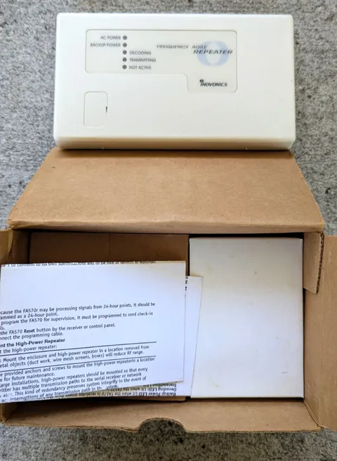 Inovonics FA570 900MHz Frequency Agile Repeater