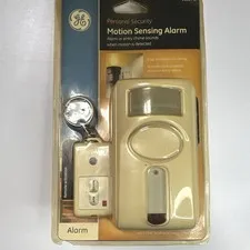 GE Personal Security Motion Sensing 120 dB Alarm / Entry Chime w/ Remote 51207