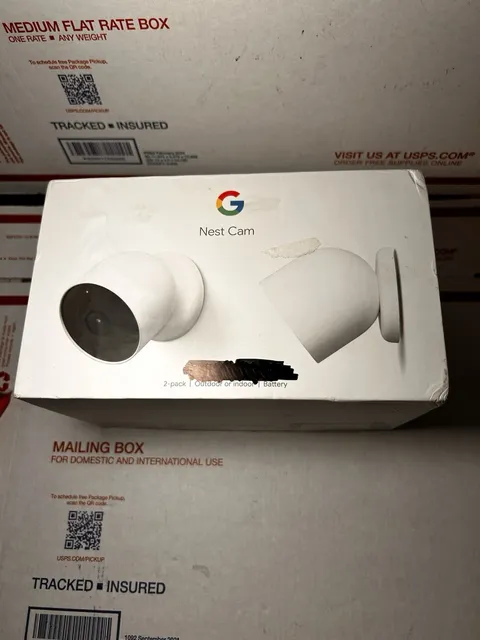 Google - Nest Cam Outdoor/Indoor Wireless Battery 2 pack Open box/Used Read