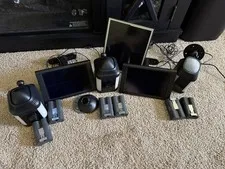 3 ring outdoor spotlight cameras. 3 solar panels. They all work great