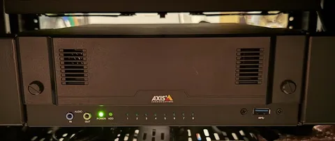 AXIS S2208 Camera Station 8-Ch NVR Appliance - 4TB