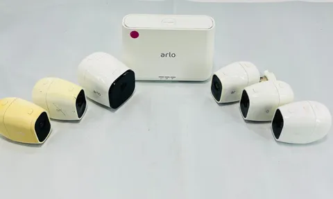 Netgear Arlo Pro 2 VMC4030P Wireless Security Cameras W Base Station VMB4000 x6