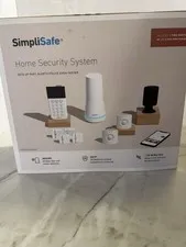 SimpliSafe 9 Piece Wireless Home Security System w/ HD Camera SS3-AMZ-3 New