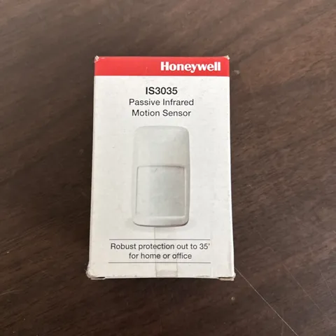 NEW Honeywell IS3035 Passive Infrared Motion Sensor Pet Friendly Indoor White