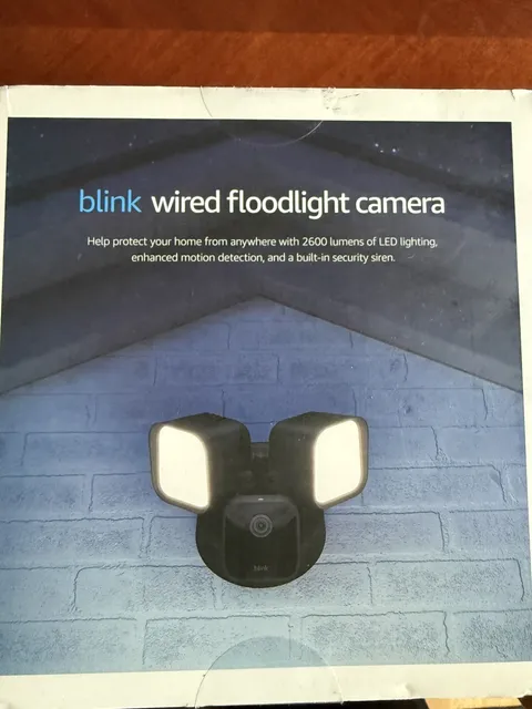 Blink Wired Floodlight Security Camera 1080p HD 2600 Lumens W/ Motion Detection