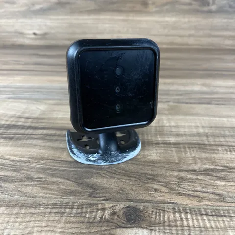ADT Pulse Wireless Day Night Indoor Network Camera RC8025B-ADT W/ Base