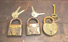 Yale Brass Padlocks Lot of 3 Antique Brass Finish, Keyed w/ 5 Keys