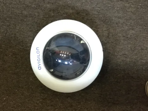 AVIGILON 9W-H3-3MH-DC1 DOME IN-CEILING Multi Head VIDEO CAMERA