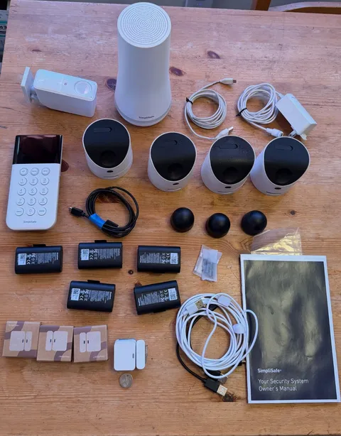 SimpliSafe Gen 3 Home System - 4 Outdoor + 1 Indoor Cams, Base, Keypad