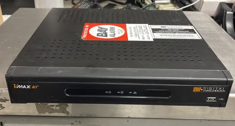 DIGITAL WATCHDOG VMAX A1 DW-VAONE8 Digital Video Recorder 8-Channel Console 2TB
