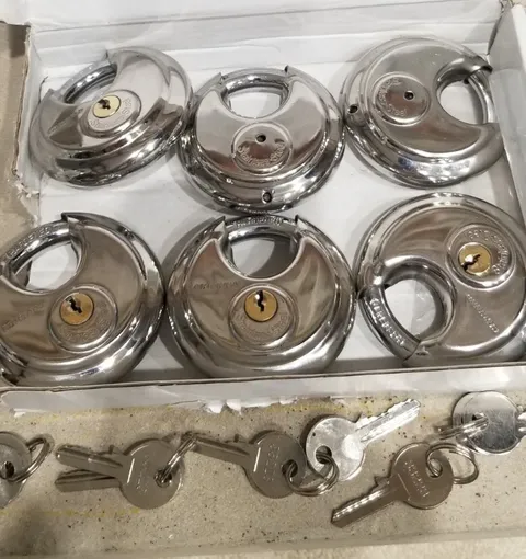 CINCINNO 6 Pack Keyed Alike Padlocks Stainless Steel Discus Lock 2-3/4"