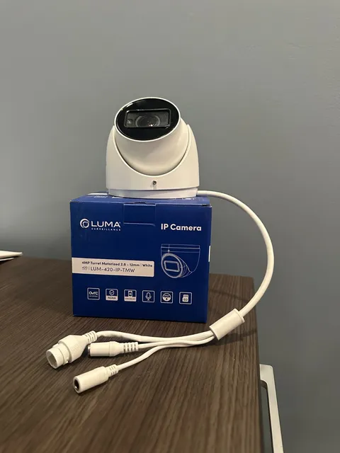 Luma Surveillance 420 Series LUM-420-IP-TMB 4MP Turret IP Outdoor Camera - white