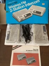 Vintage Realistic Plug`n Talk Wireless FM 2-Station Intercom System 43-207C wBox