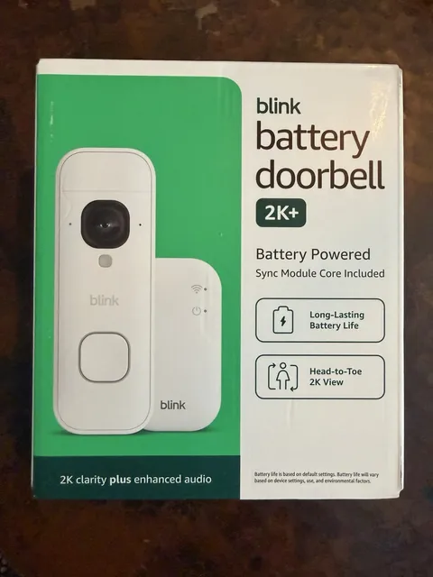 Blink - Battery White Doorbell 2K+ Sync Module Core Wireless video BRAND NEW
