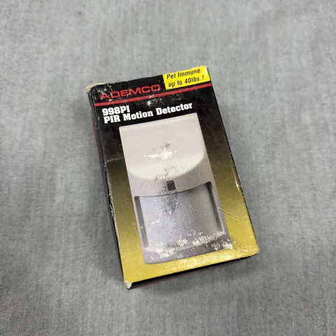 Ademco 998 PI PIR Motion Detector Pet Immune 40 lbs