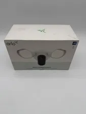Arlo Wired Floodlight Camera Home Security Camera with 2K Video & HDR NEW IN BOX