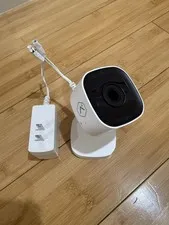 Alarm.com 1080p Indoor Wi-Fi Security Camera HDR 2-Way Audio ADC-V515 See Detail