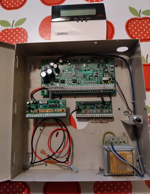 Hesa PC1864 Home Theft