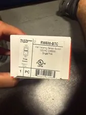 NEW PASS & SEYMOUR RW600BTC WALL VACANCY SENSOR 600W 120V PIR 2-WIRE TRI COLOR