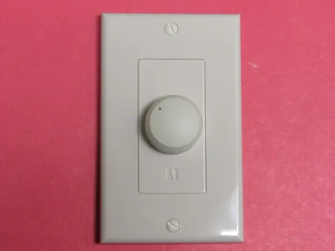 (1) Almond Russound Knob & Wall Plate for Impedance Matching Volume Control