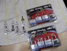 2 (4) PACKS Master Lock 3008D Outdoor Padlock with 7 ALIKE  KeyS,  1-1/2 Inch