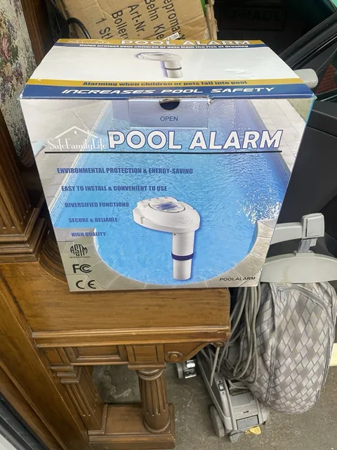 RJE technologies Safety Alarm with Remote New In Box SAFE FAMILY LIFE BRAND NEW