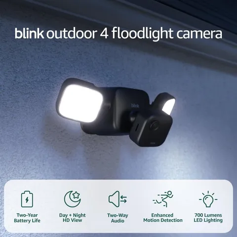 Blink Outdoor 4 Floodlight Camera — Wireless smart security camera 700 lumens