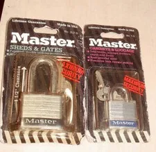 2 New *MASTER* Padlocks Sheds-Gates-Cabinet-Luggage Laminated Max. Security USA