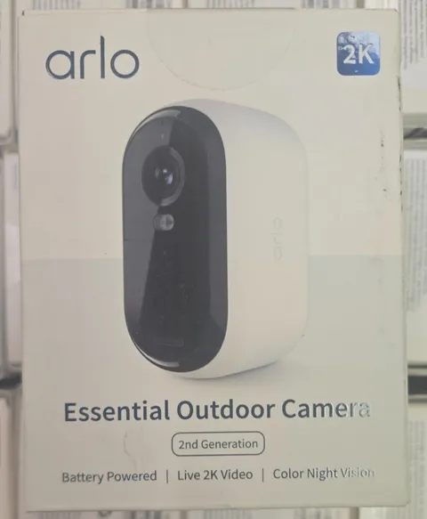 Arlo Essential Outdoor Camera 2nd Gen 2K Battery Wi-Fi Spotlight/Siren White