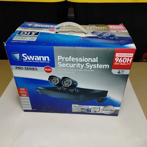 Swann DVR4-3425 4 Channel 960H Digital Video Recorder & 2 Pro 735 Cameras