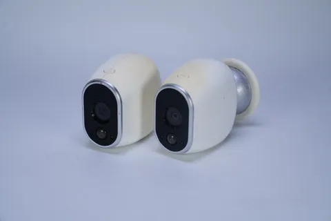 x2 Arlo NETGEAR VMC3030 Add-on HD Security Camera CAMERA ONLY