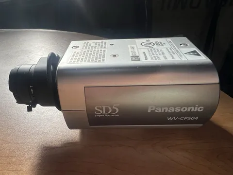 Panasonic WV-CP504 Color CCTV Camera / With Lens