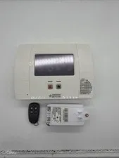 Honeywell Lynx Touch L5200 Touchscreen Alarm Control Panel White LynxTouch2