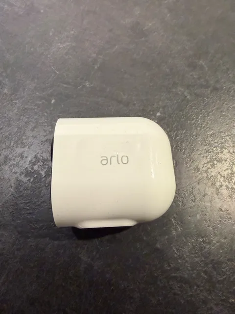 Arlo Ultra VMC-5040 4K UHD Wireless Security Camera with Battery