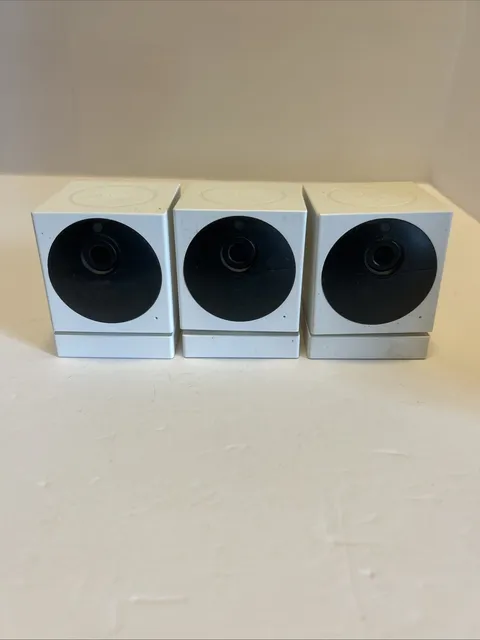 3 Wyze Cam Outdoor Add-on Security Camera works well ships fast