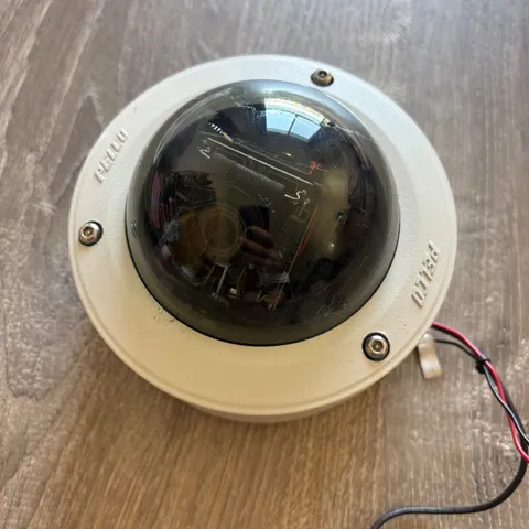 Pelco ICS110-CDV39A Indoor Dome Camera 12/24V Analog Security Camera Used