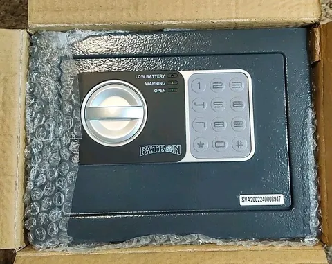 Safe  Storage Locker - Touchpad - Lock  Model:17nef-fp NIB