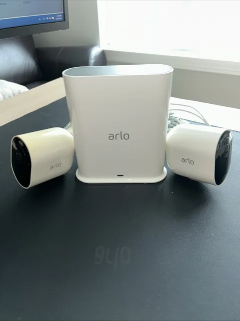 Arlo Security Camera System, 2 Cameras And Smarting, Model VMB4540
