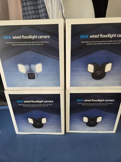 Blink Wired Floodlight Camera - white and black