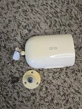 Arlo Go 2 LTE Wi-Fi 1080p Spotlight Night Vision Outdoor Bullet Camera VML2030