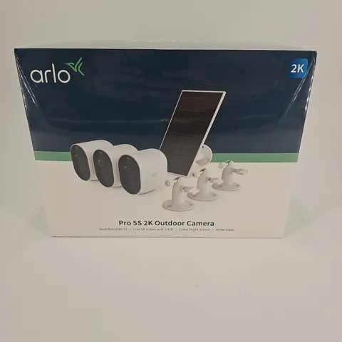 Arlo Pro 5S 2K Spotlight Camera 3-Cam 1-Solar Panel Bundle White VMK4360P NEW