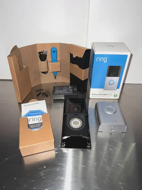 Ring Battery Doorbell Plus 1536p HD+ Video Head-to-Toe View Pre-Owned/Used